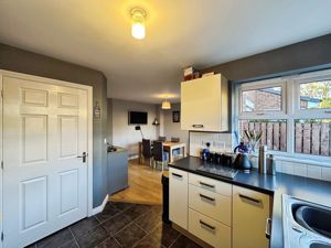 Photo 16- click for photo gallery